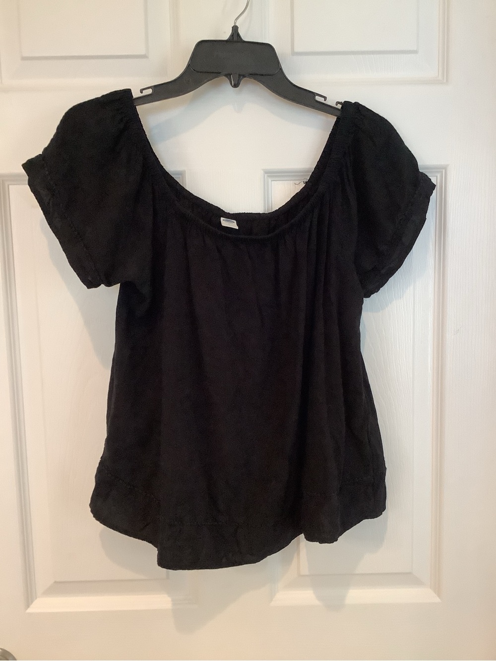 Old Navy Black Short Sleeve Peasant Blouse
